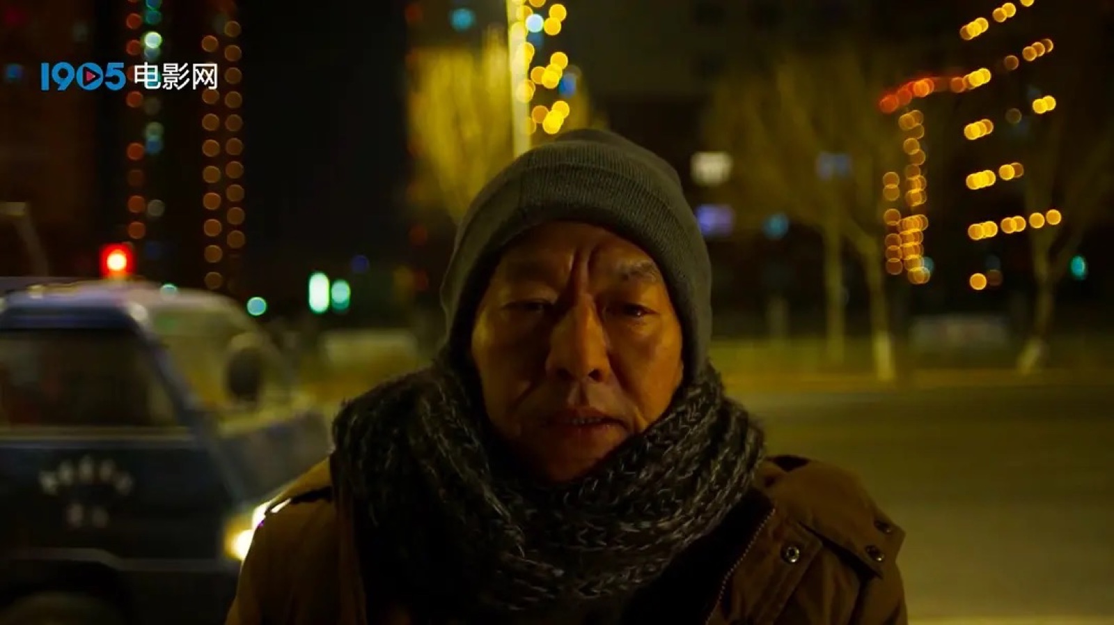 剧照4:朱红兵在城市的夜色里失神